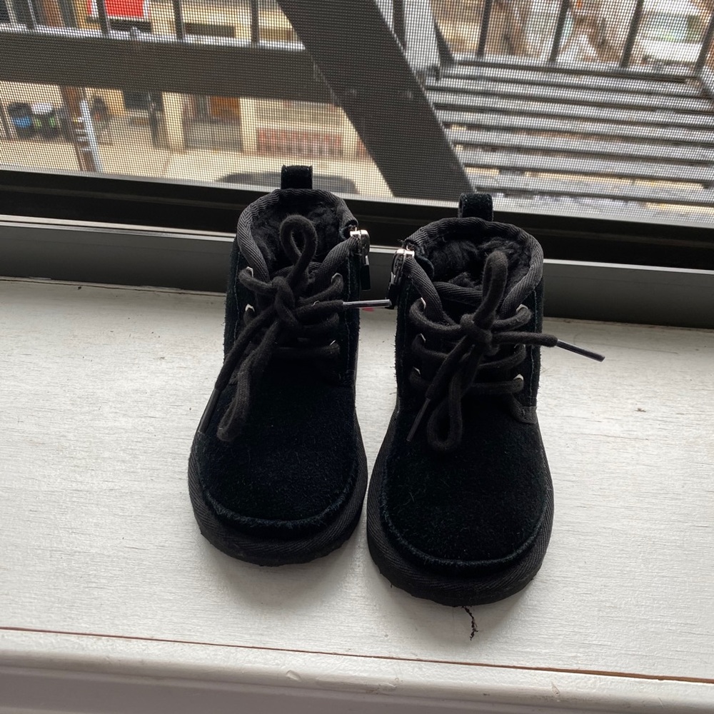 Toddler ugg boots